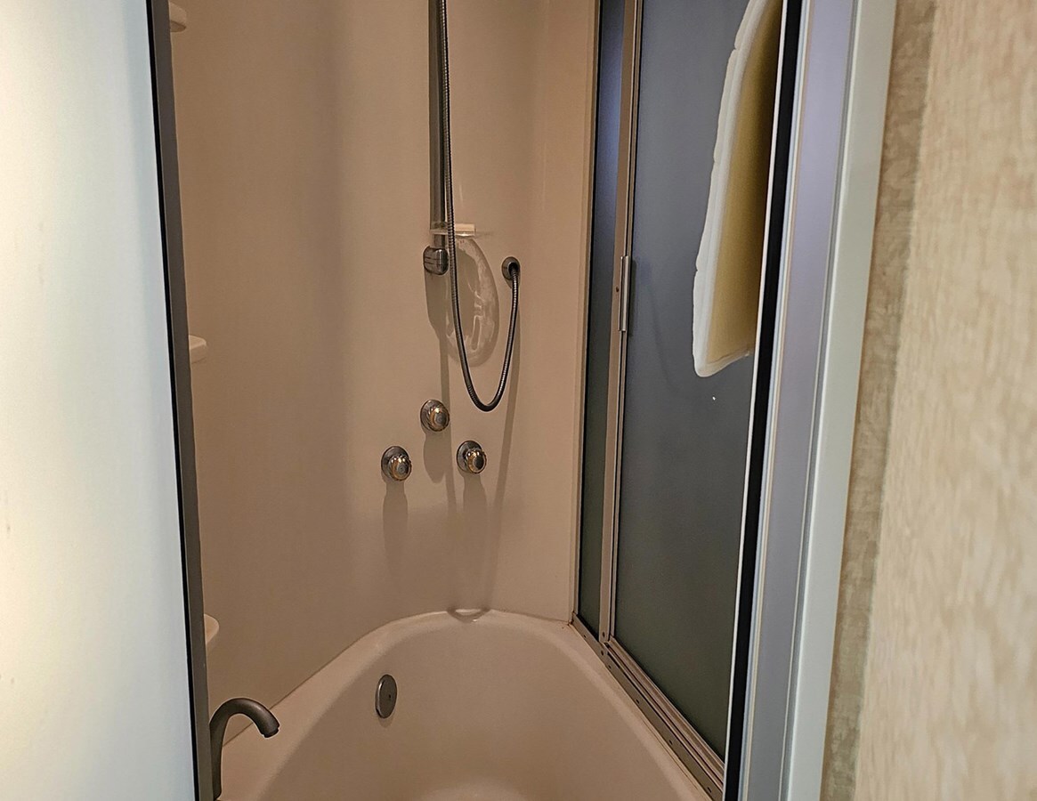 2006-marquis-65-ecb42a