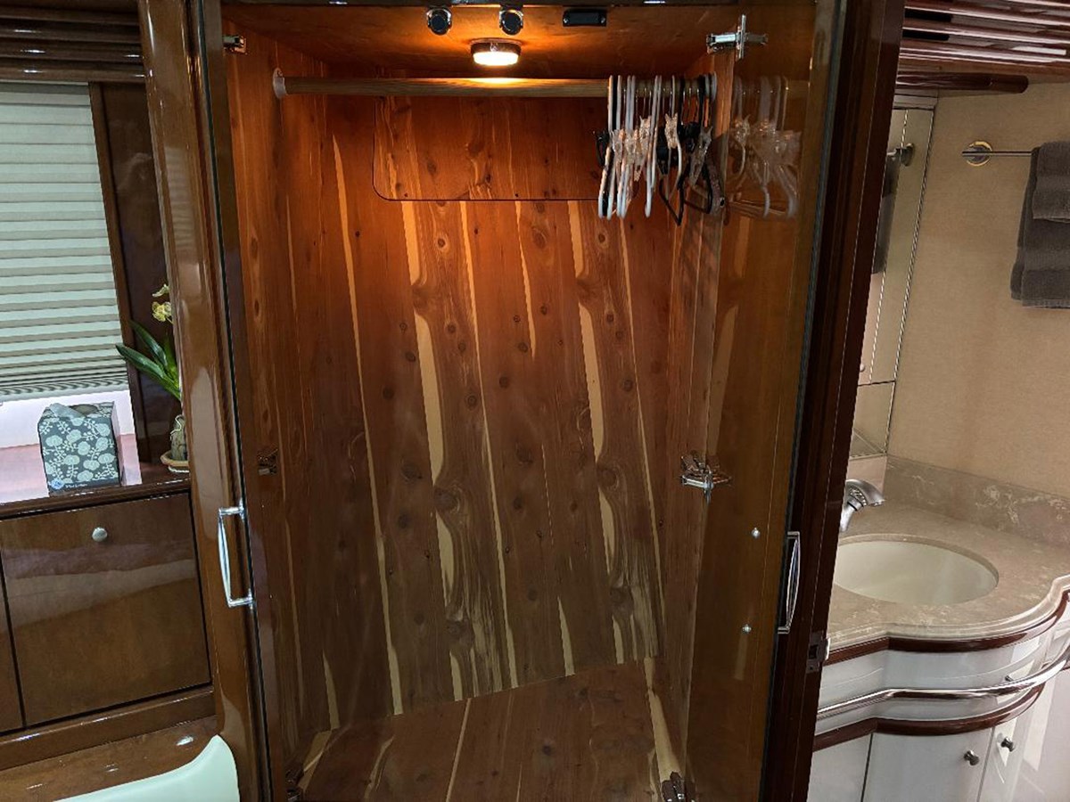 2006-marquis-65-ecb42a