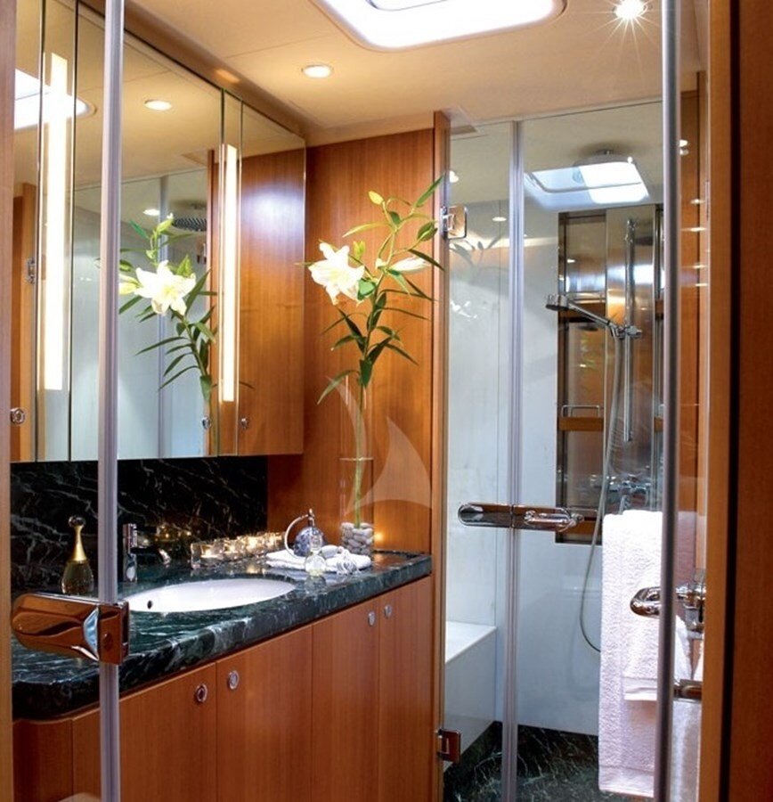 2006-nautor-swan-131-f4426d