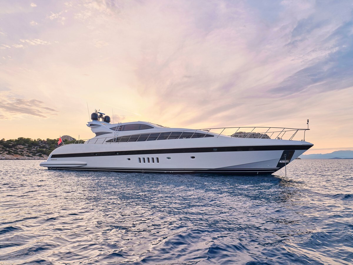 2006-overmarine-group-103-cbcde2