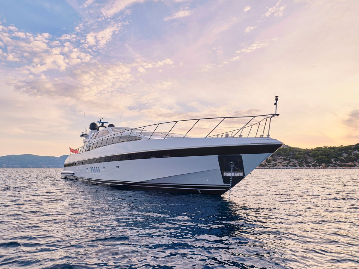 2006-overmarine-group-103-cbcde2