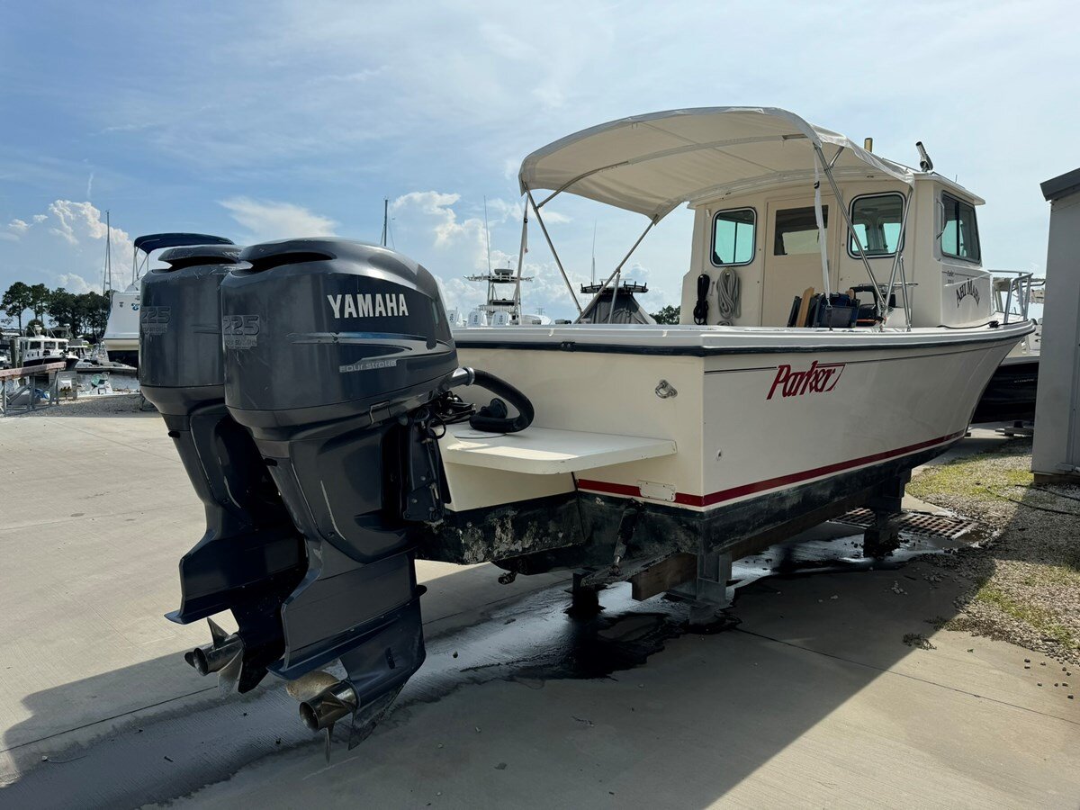 2006-parker-marine-35-9-e3cf50