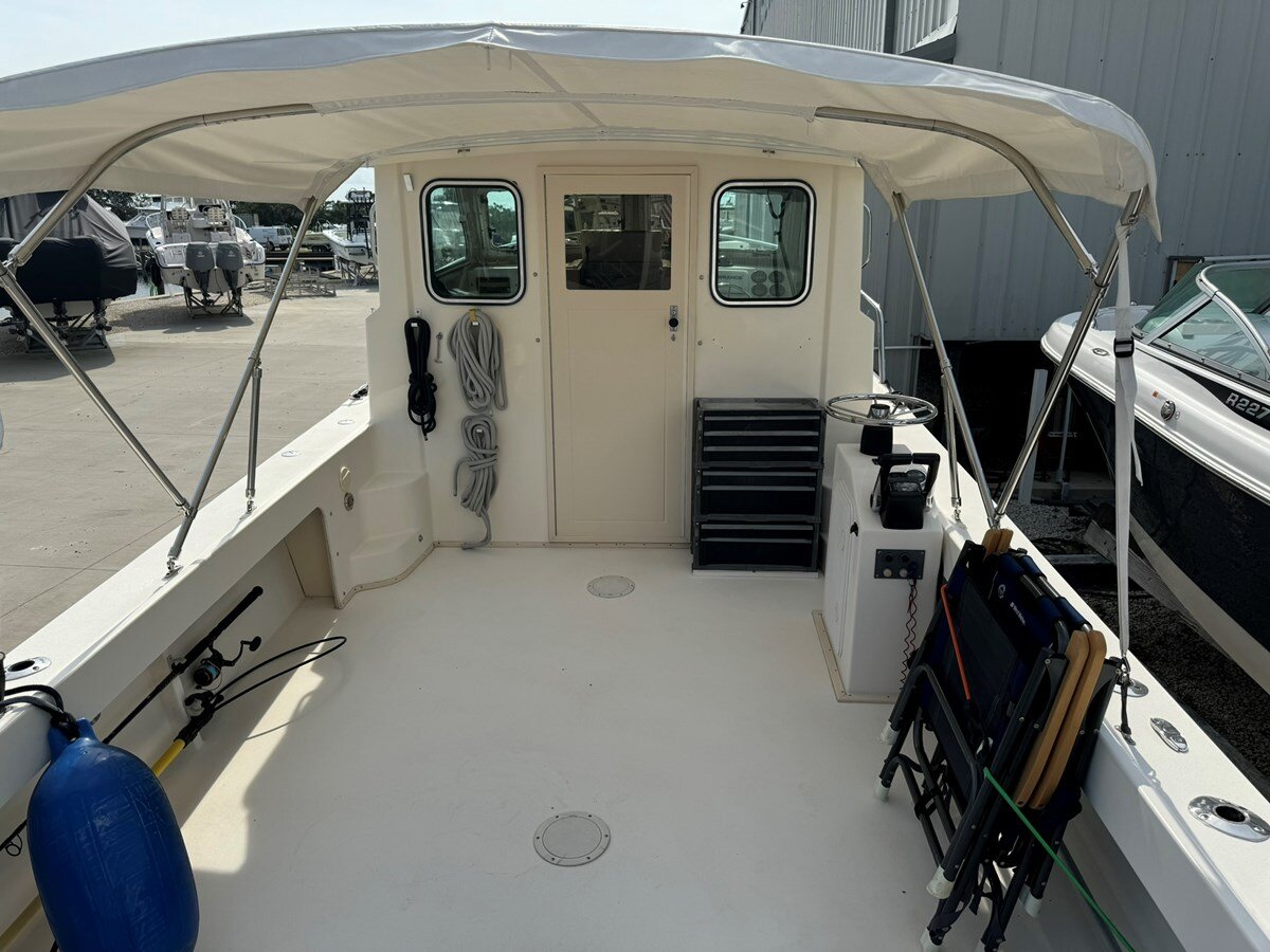 2006-parker-marine-35-9-e3cf50