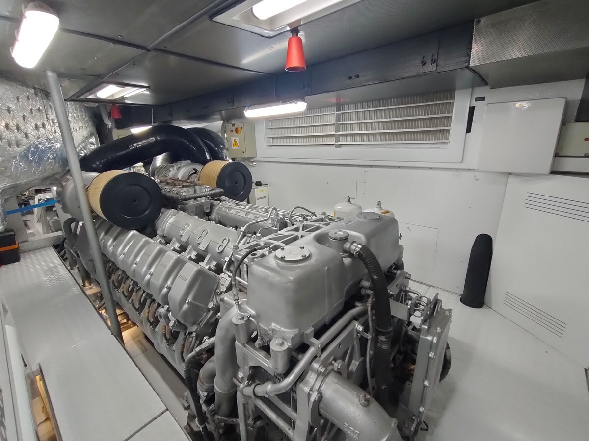 2006-pershing-116-1-cdc82a