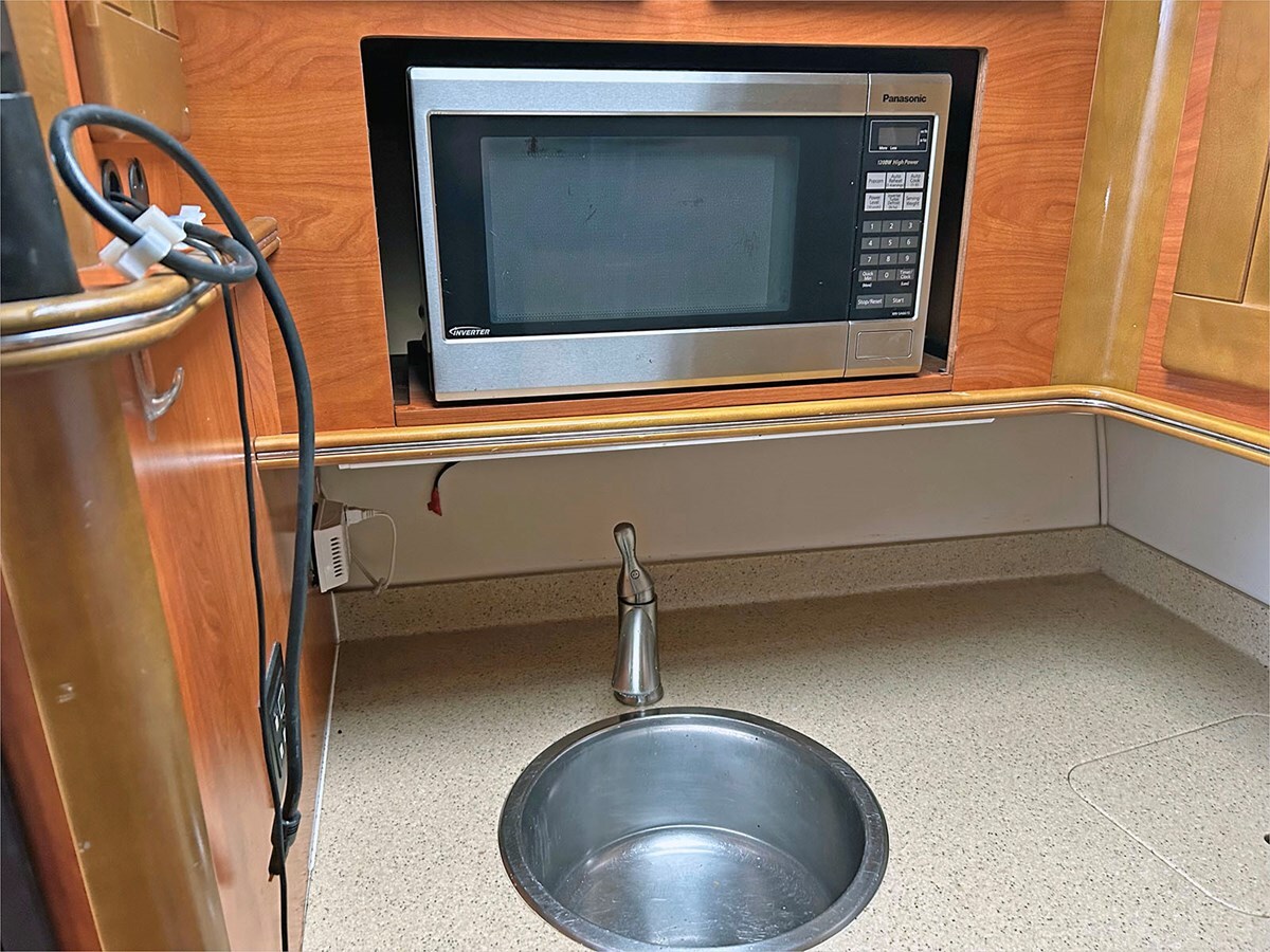 2006-rinker-41-1-ed60c4