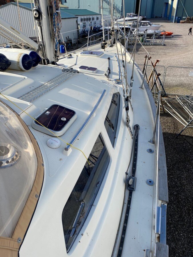 2006-southerly-yachts-45-6-b886ea