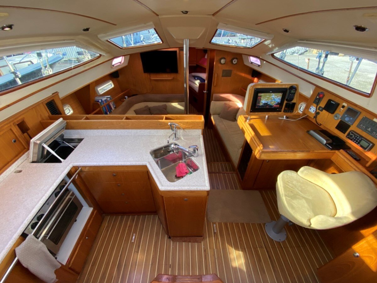 2006-southerly-yachts-45-6-b886ea