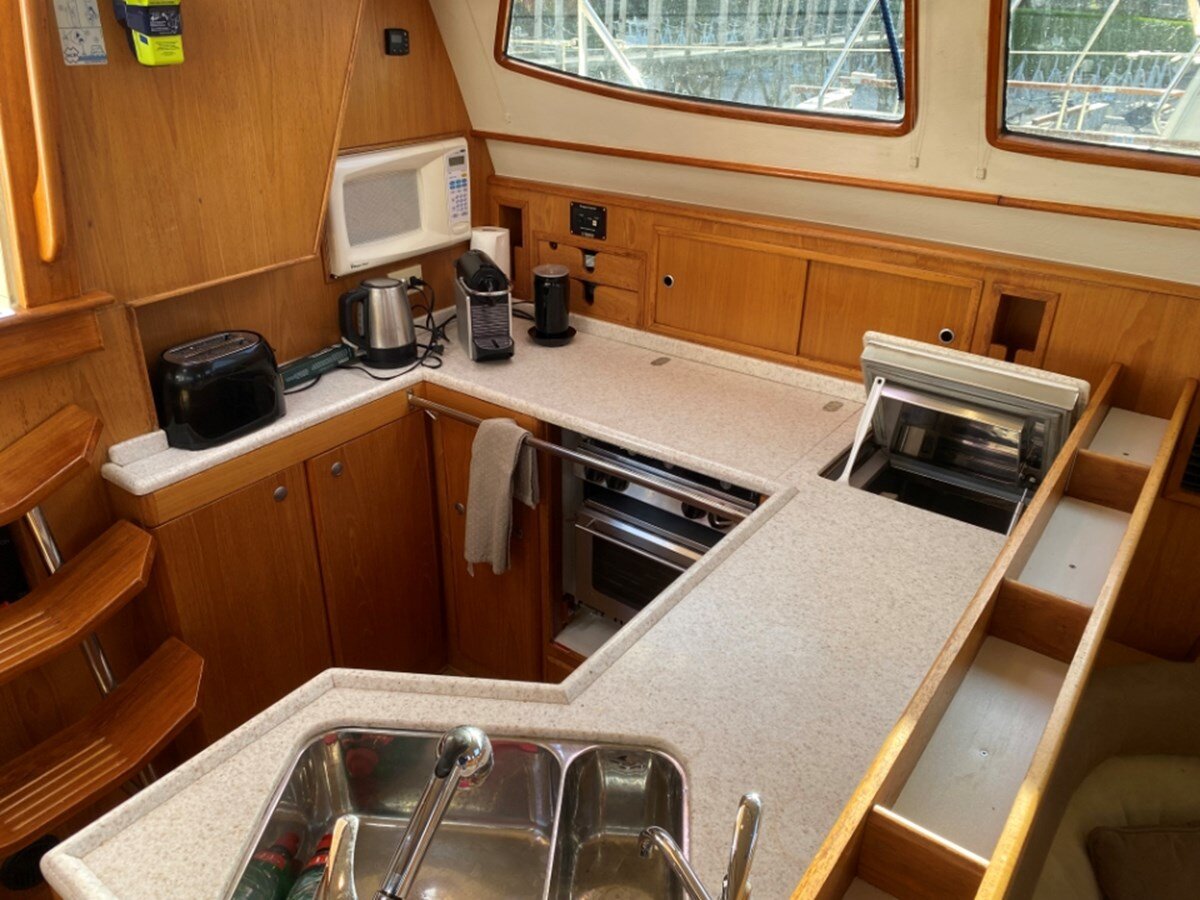 2006-southerly-yachts-45-6-b886ea