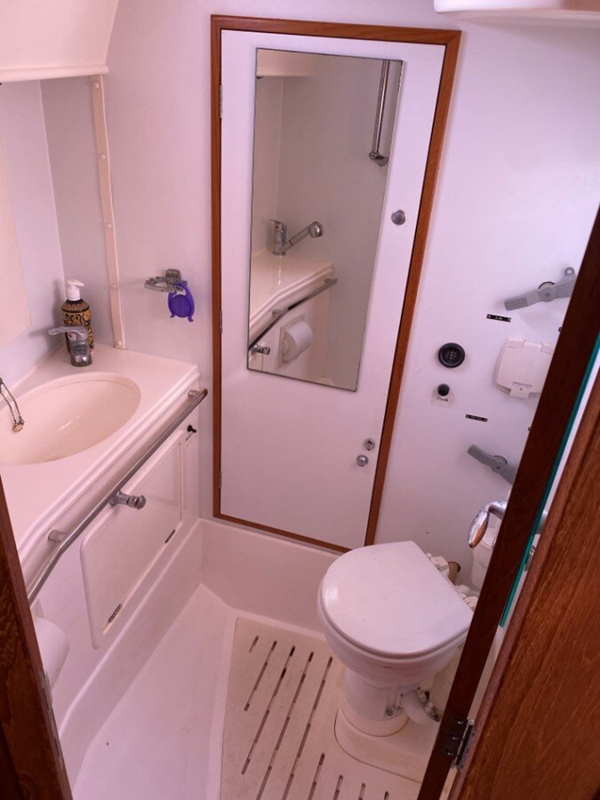 2006-southerly-yachts-45-6-b886ea