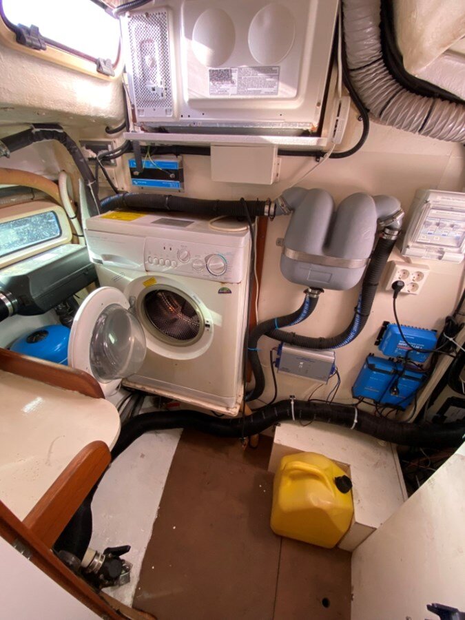 2006-southerly-yachts-45-6-b886ea