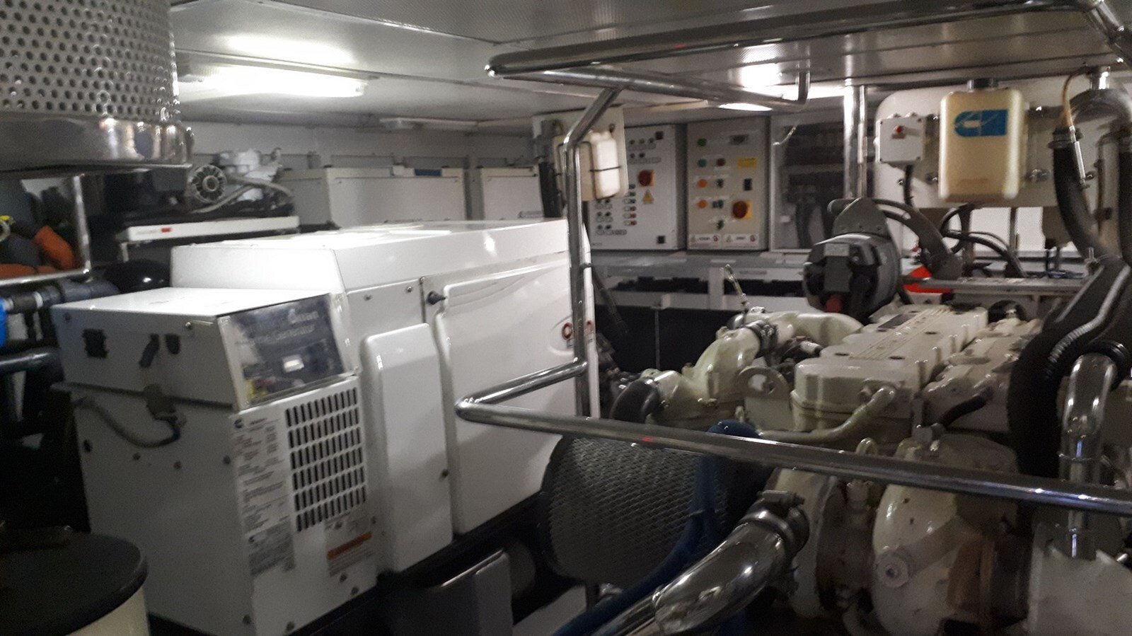 2006-southern-wind-shipyards-101-9-ea6495