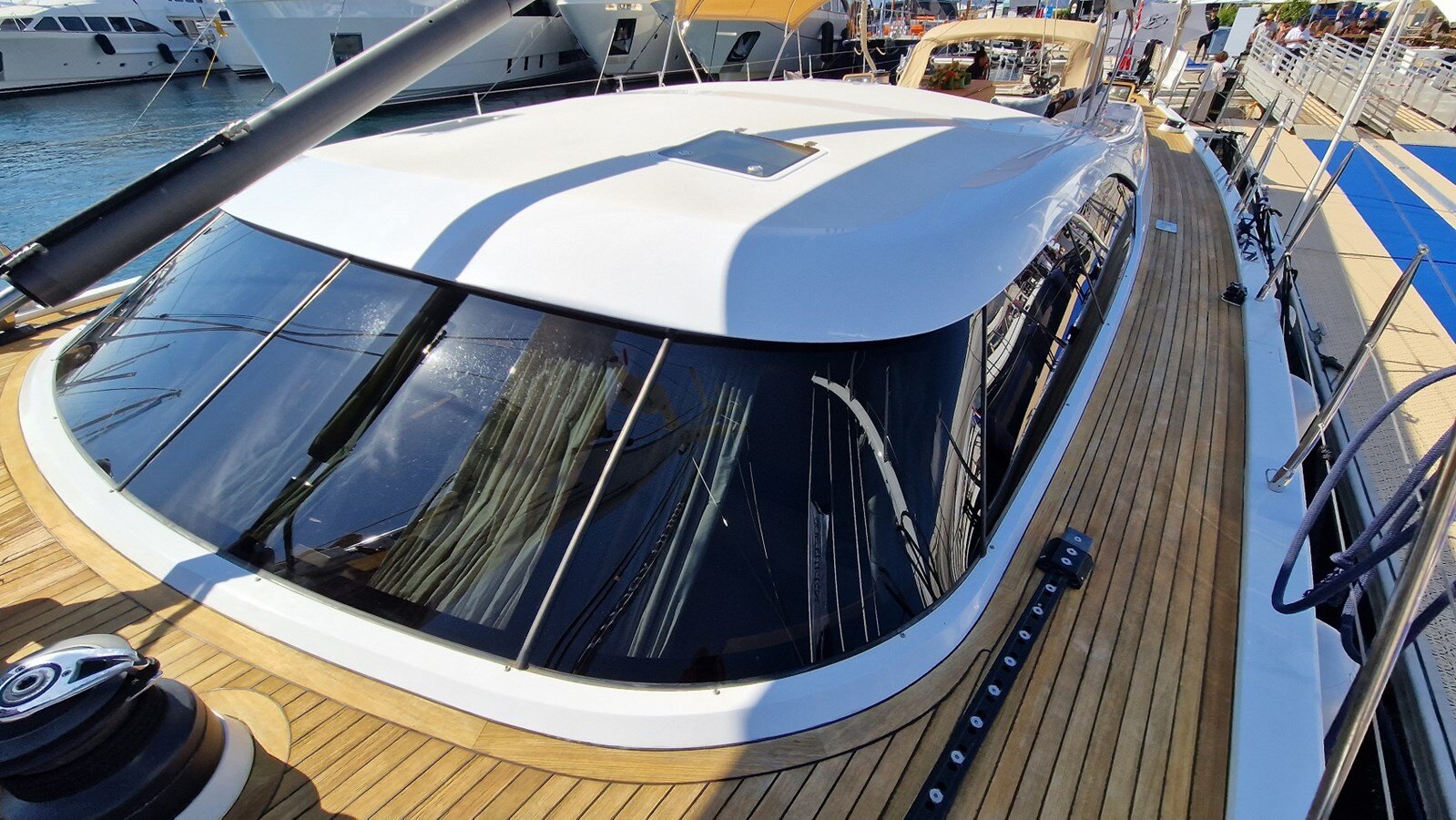 2006-southern-wind-shipyards-101-9-ea6495