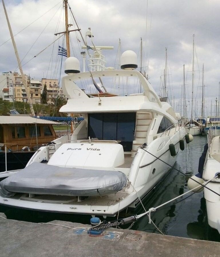 2006-sunseeker-66-858f04