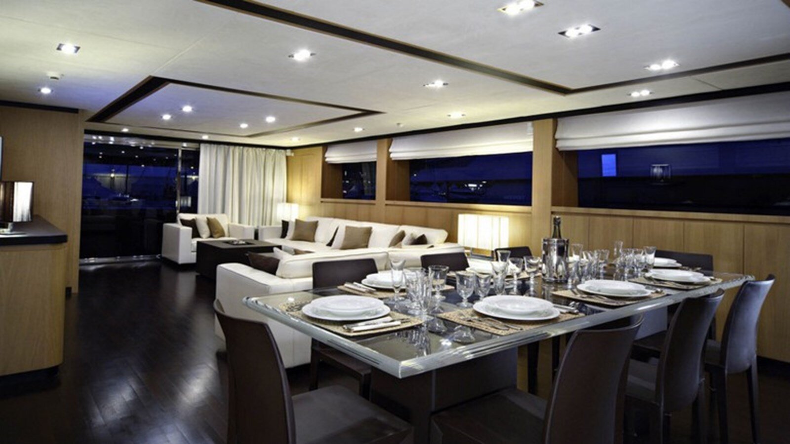 2007 ADMIRAL YACHTS 114' 10