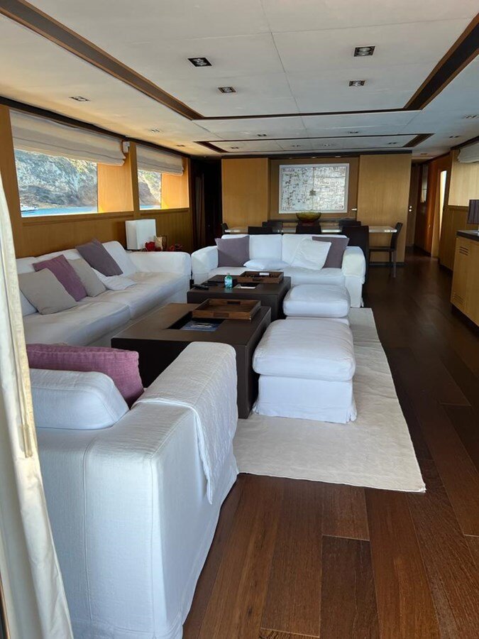 2007 ADMIRAL YACHTS 114' 10