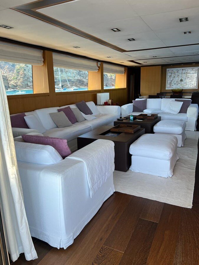 2007 ADMIRAL YACHTS 114' 10