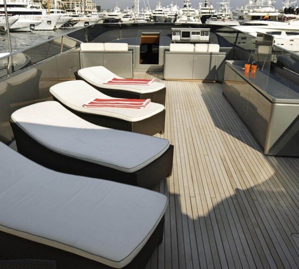 2007 ADMIRAL YACHTS 114' 10