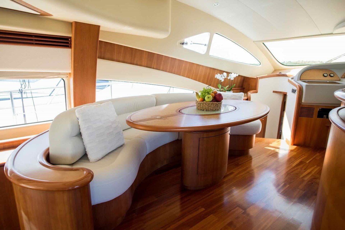 2007 AICON YACHTS 57' 5