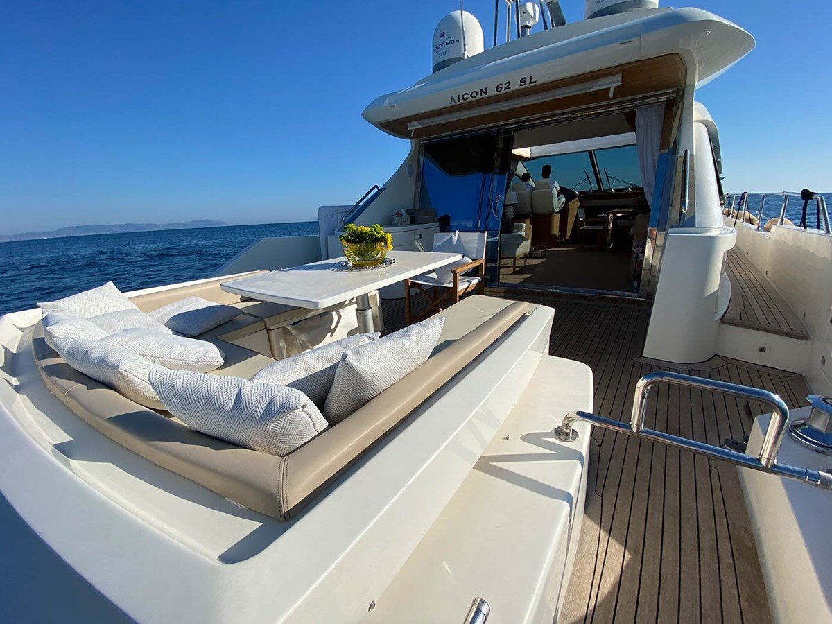 2007 AICON YACHTS 66'