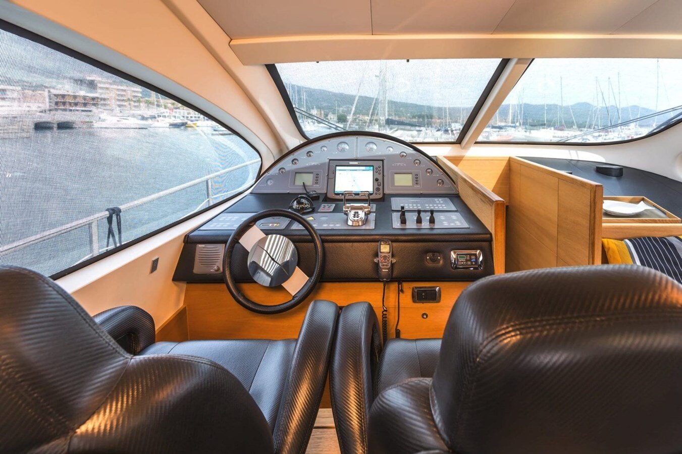 2007 AICON YACHTS 73' 8