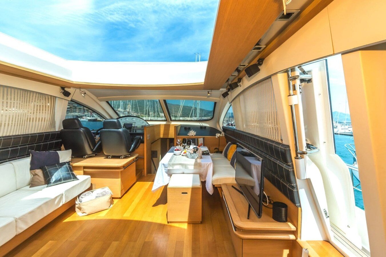 2007 AICON YACHTS 73' 8