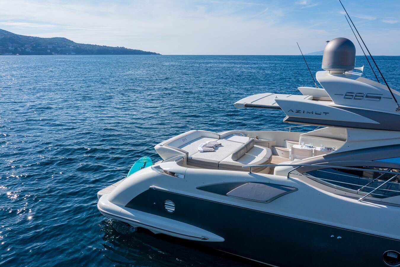 2007-azimut-yachts-71-3-8f5bba