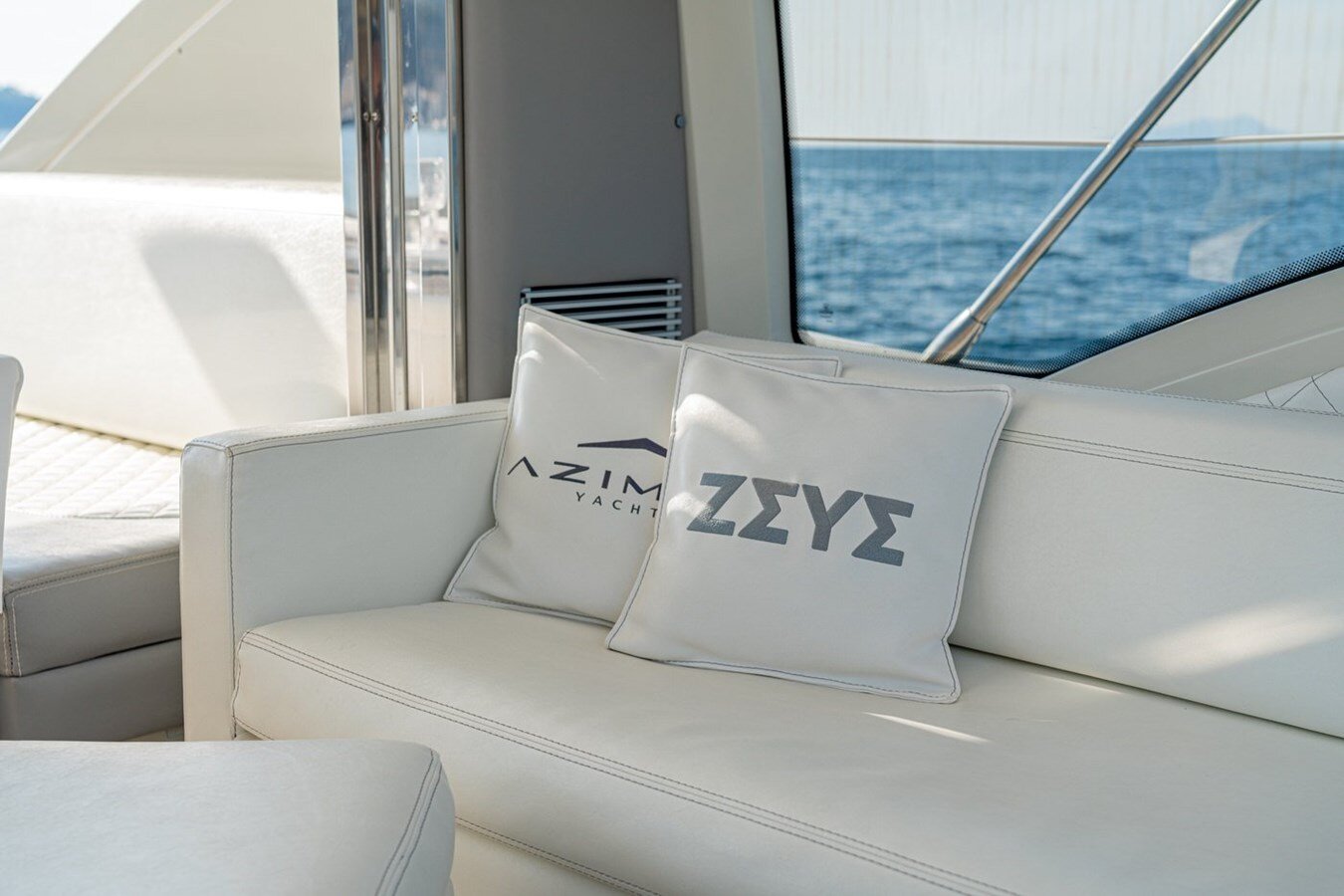 2007 AZIMUT YACHTS 71' 3