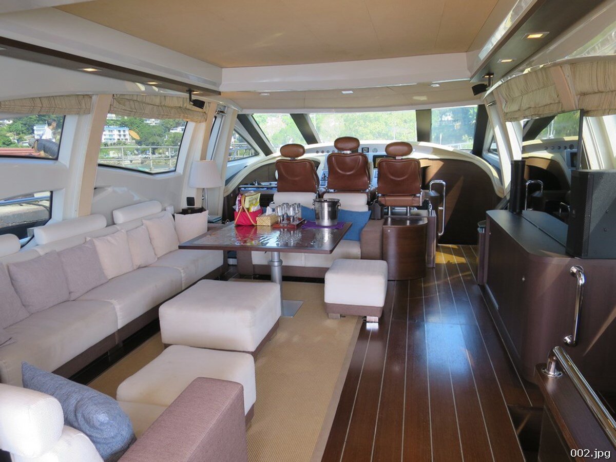 2007-azimut-yachts-86-4-274a5a