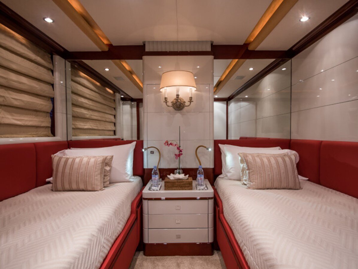 2007 BENETTI 141' 1