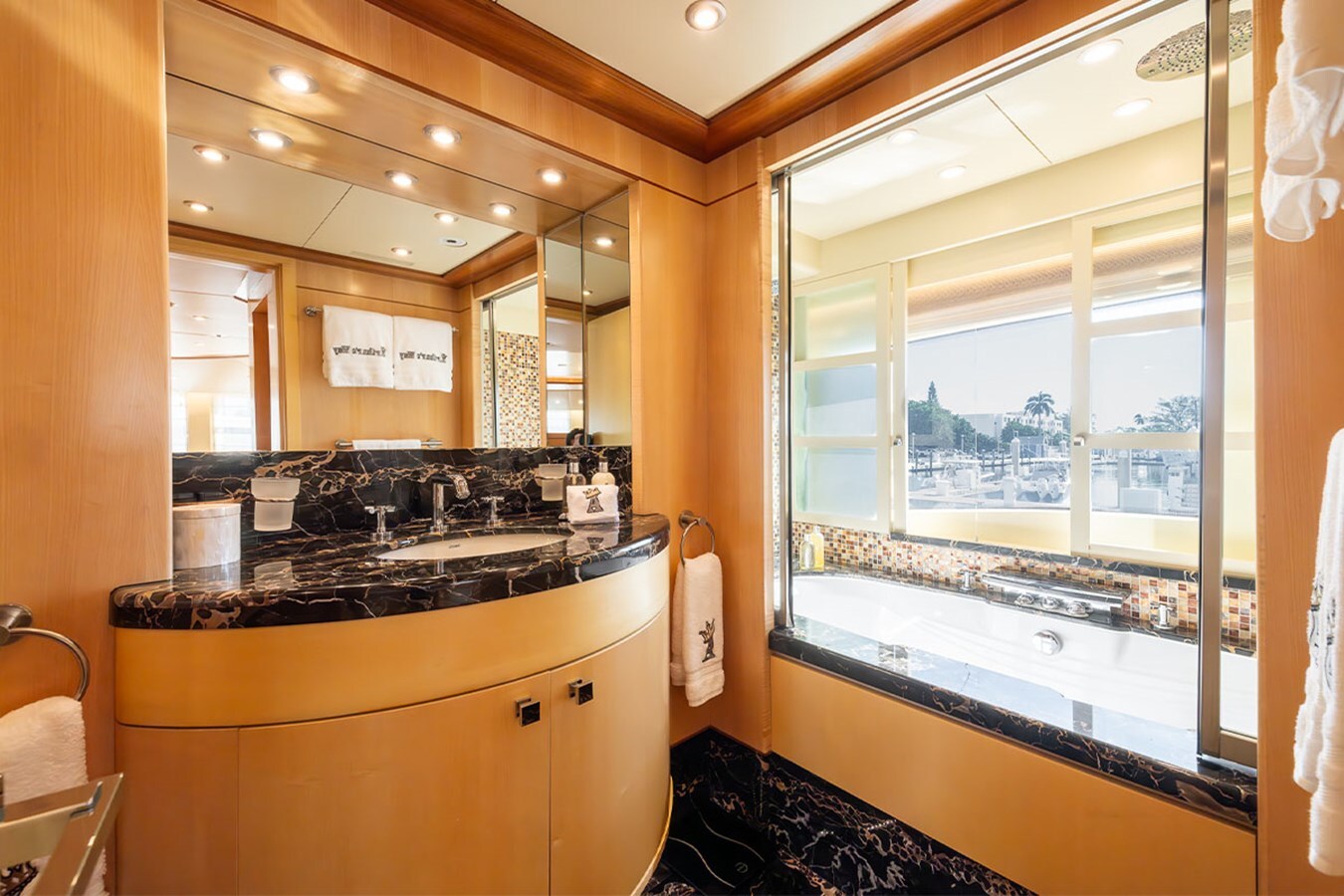 2007-benetti-143-9056ca