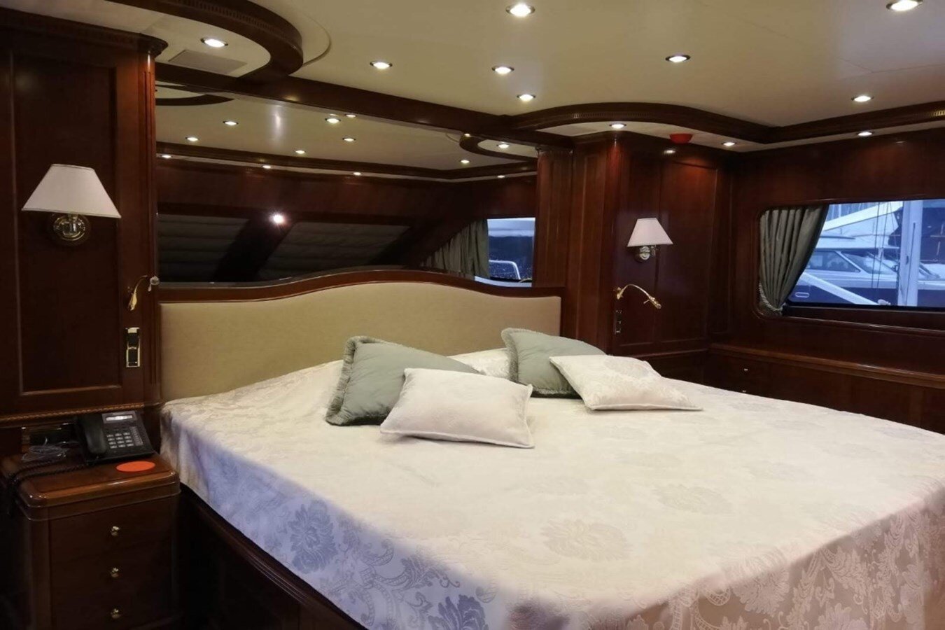 2007-benetti-99-1-c2325f