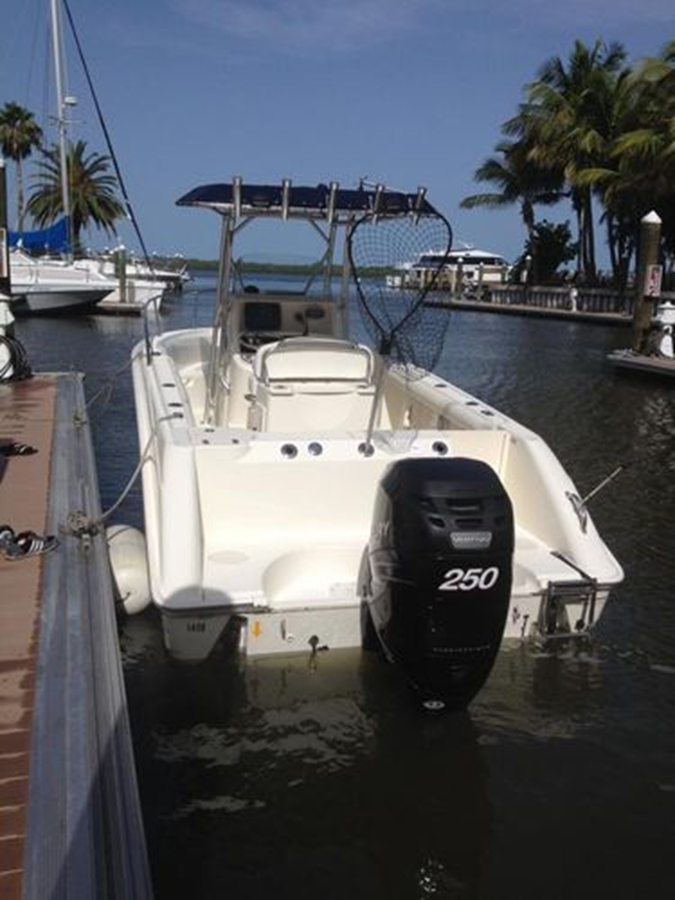 2007-boston-whaler-24-1-7d3163