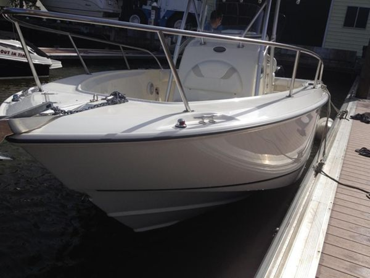 2007-boston-whaler-24-1-7d3163