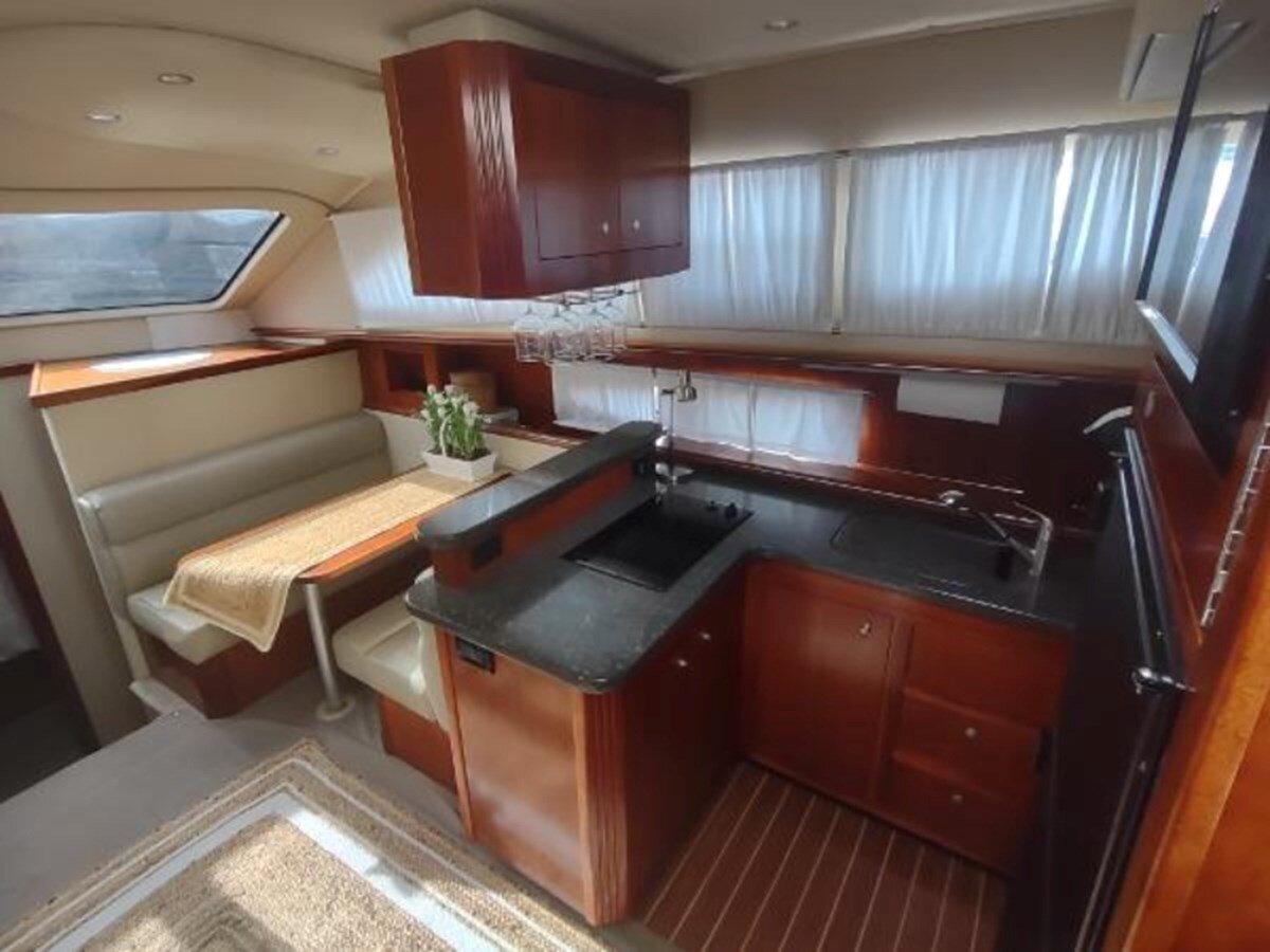 2007-cruisers-yachts-42-6-1cb3eb