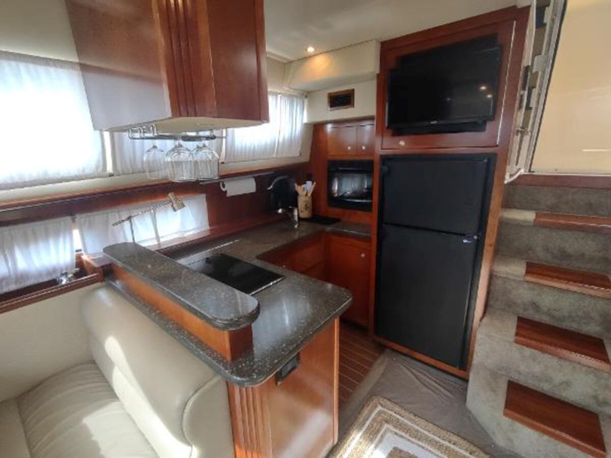 2007-cruisers-yachts-42-6-1cb3eb