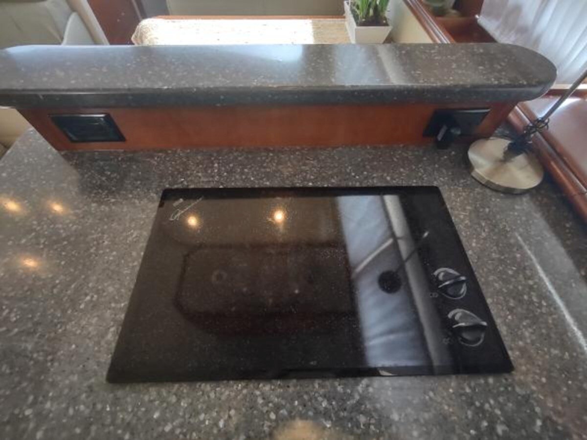 2007-cruisers-yachts-42-6-1cb3eb