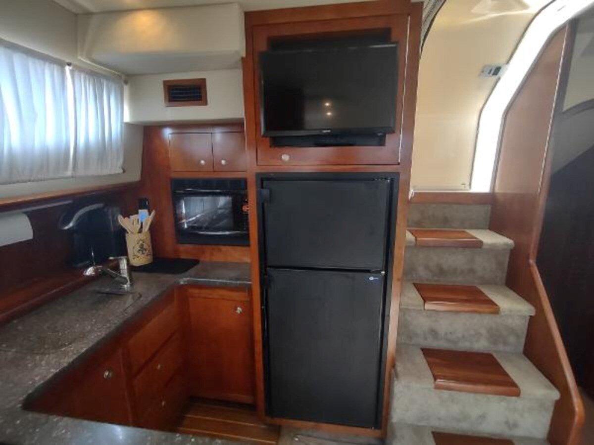 2007-cruisers-yachts-42-6-1cb3eb