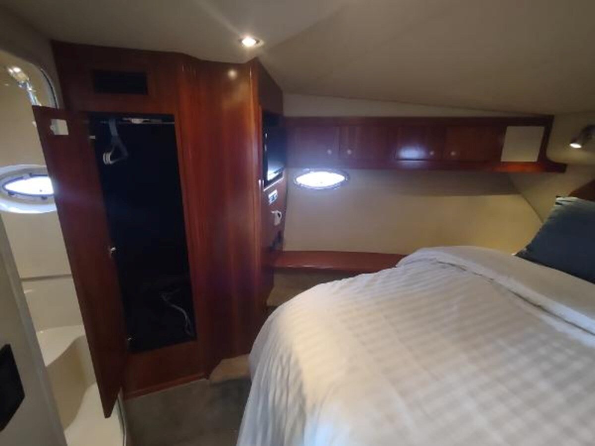 2007-cruisers-yachts-42-6-1cb3eb