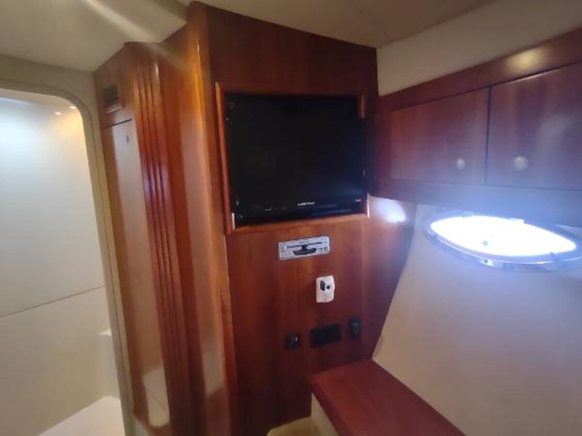 2007-cruisers-yachts-42-6-1cb3eb