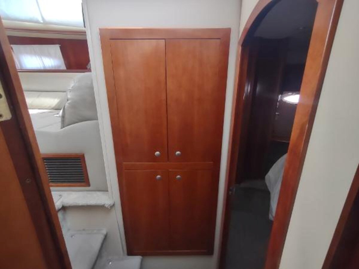 2007-cruisers-yachts-42-6-1cb3eb