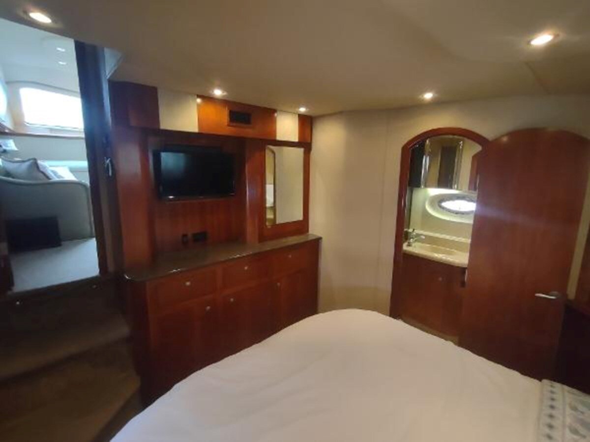 2007-cruisers-yachts-42-6-1cb3eb