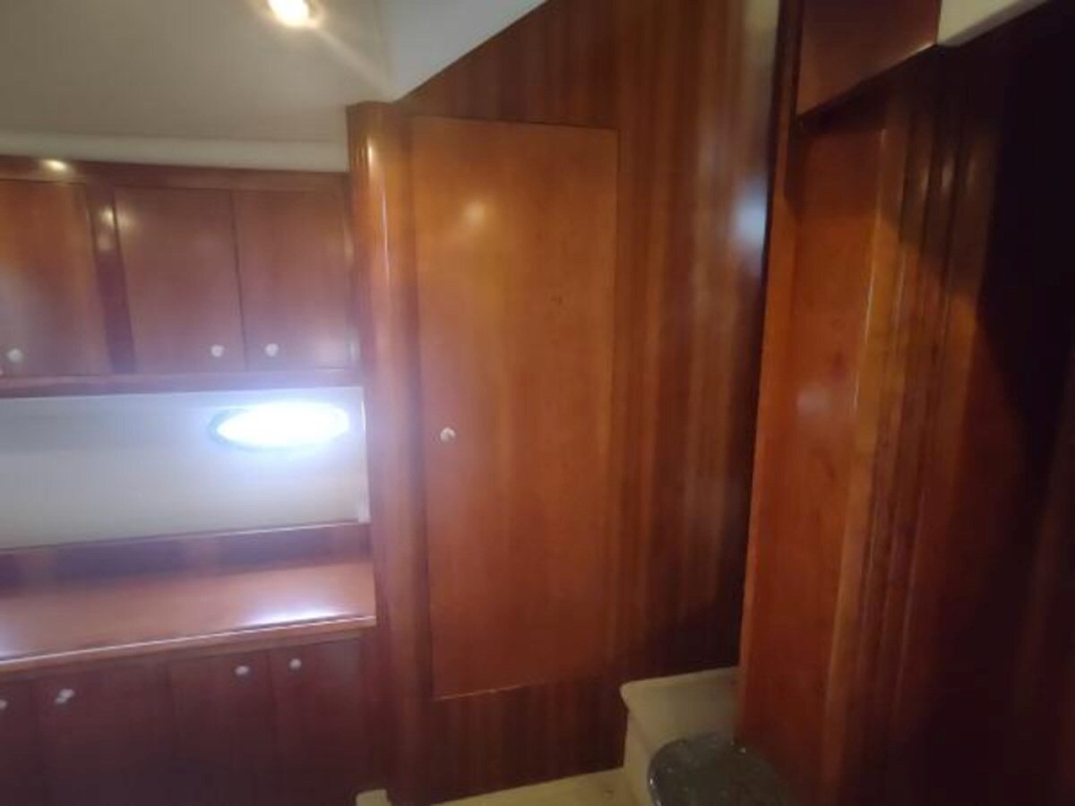 2007-cruisers-yachts-42-6-1cb3eb