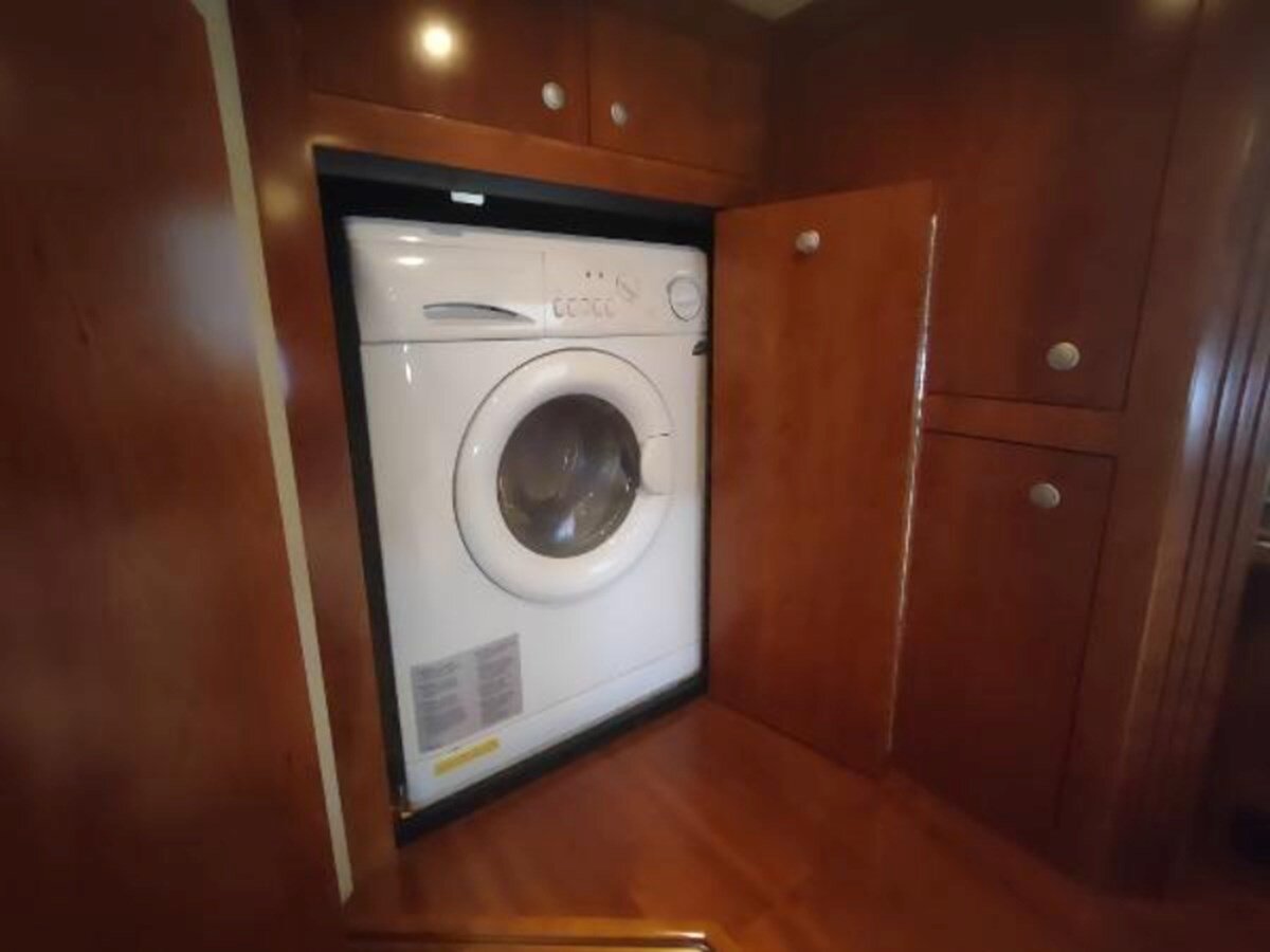 2007-cruisers-yachts-42-6-1cb3eb