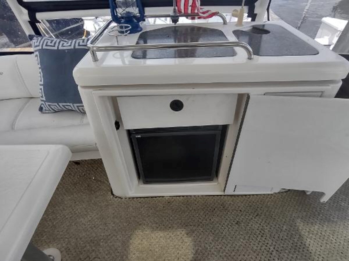 2007-cruisers-yachts-42-6-1cb3eb