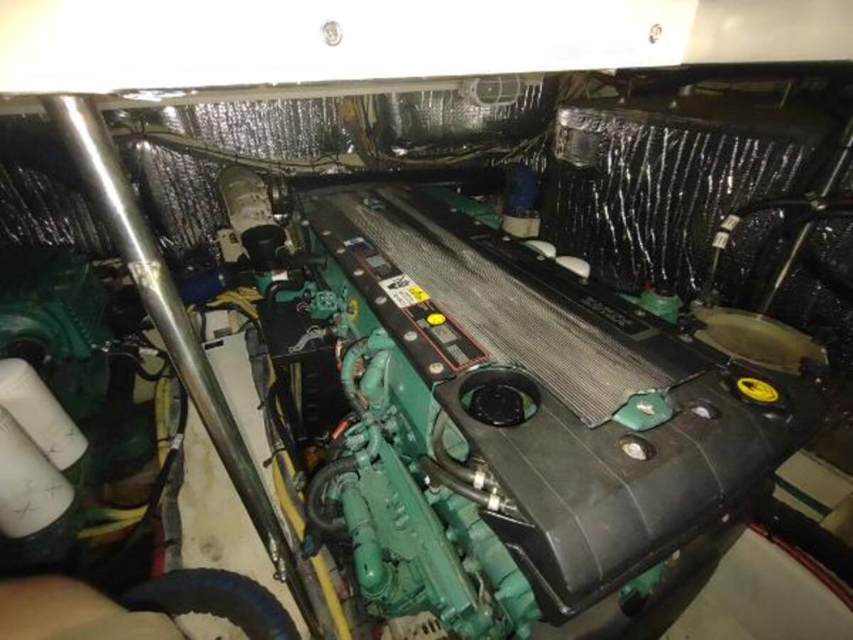 2007-cruisers-yachts-42-6-1cb3eb