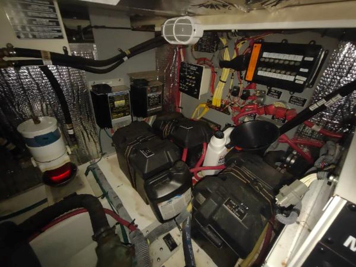 2007-cruisers-yachts-42-6-1cb3eb