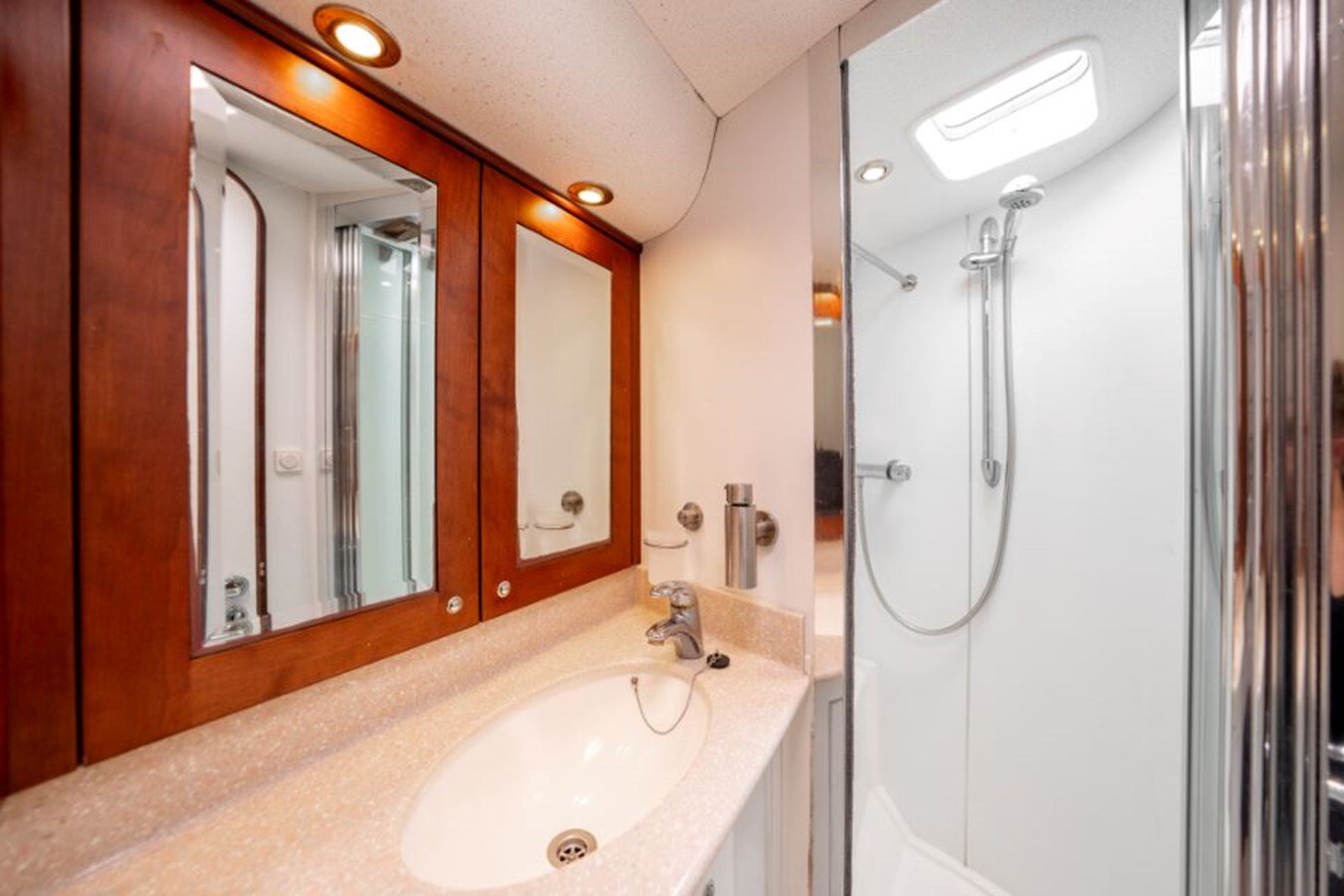 2007-discovery-55-9-295dbe