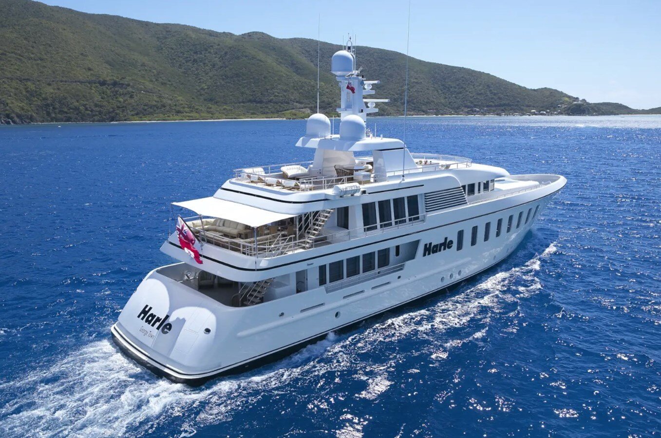 2007 FEADSHIP 146' 6