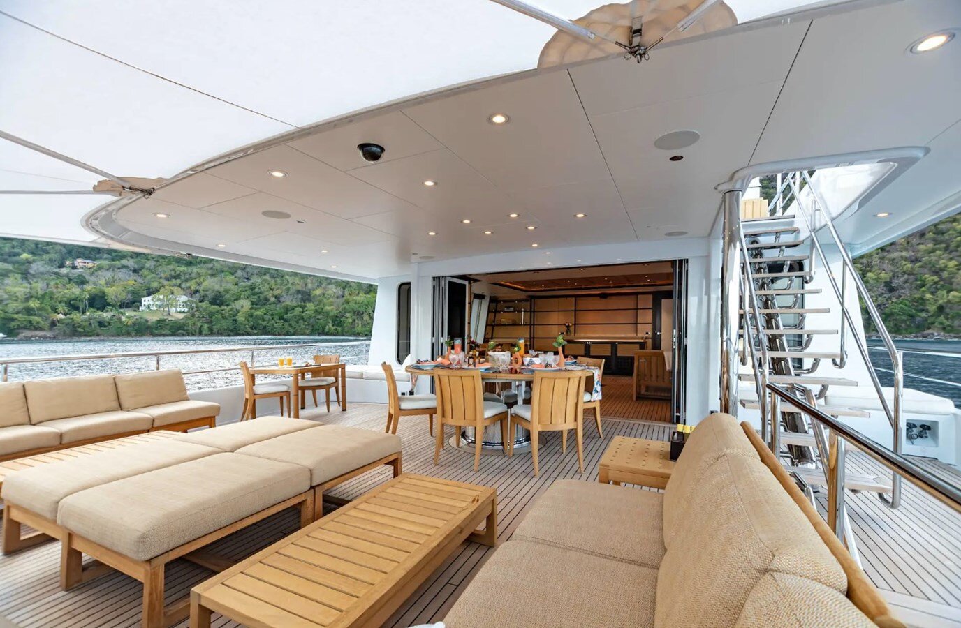 2007 FEADSHIP 146' 6