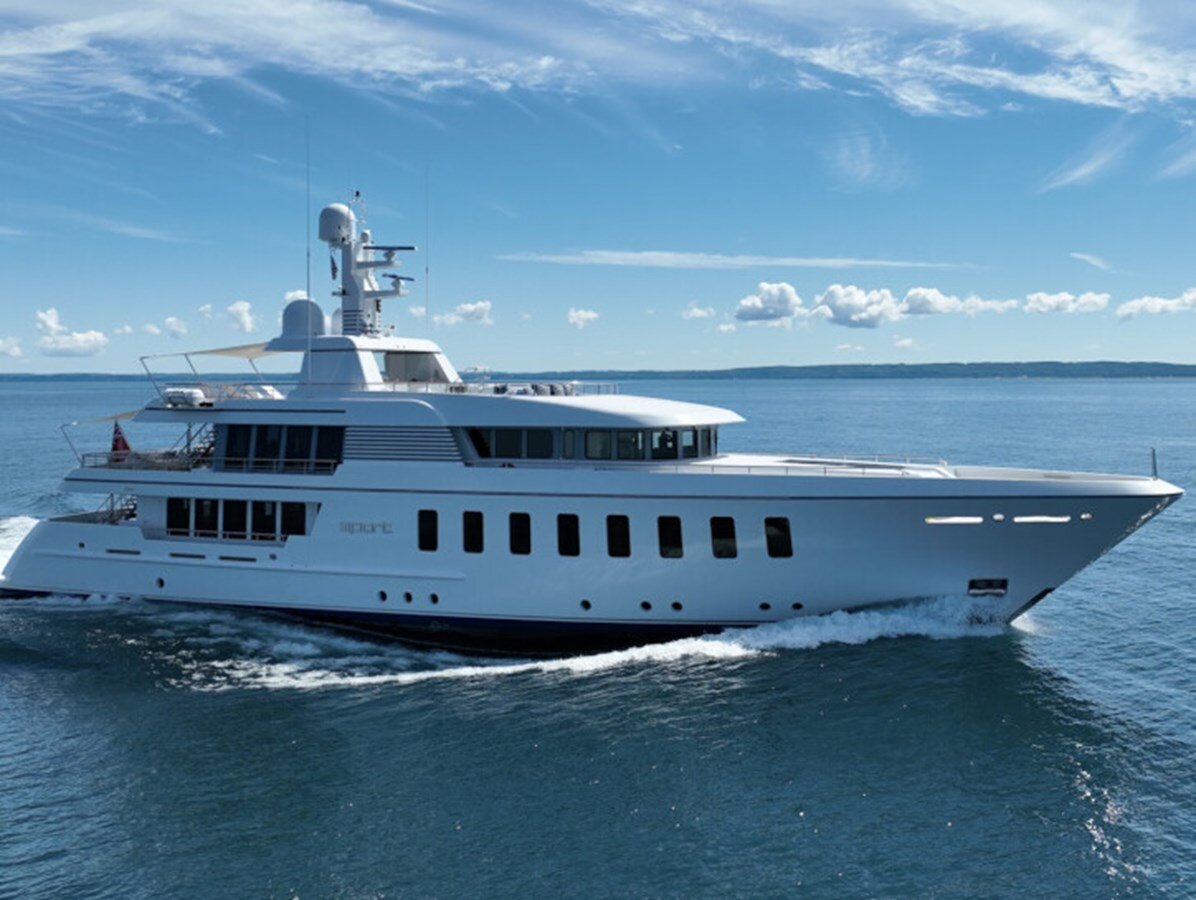 2007 FEADSHIP 146' 8